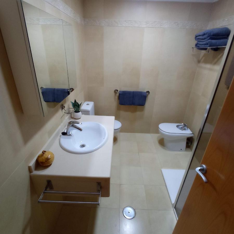 Luxury Large 2 Bedroom 10 Min Walk To Plaza Apartment