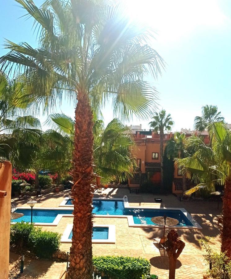 Apartment Luxury Large 2 Bedroom 10 Min Walk To Plaza *